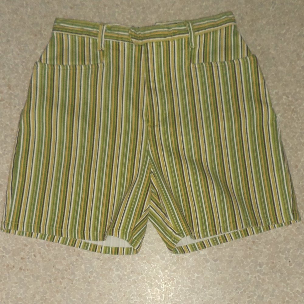 REGATTA striped shorts sz 8 woman